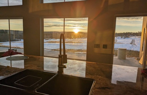 Whippleville Casa | Modern luxury ski/golf paradise! 36 hole adjacent, 5 miles to skiing, 21ft spa!