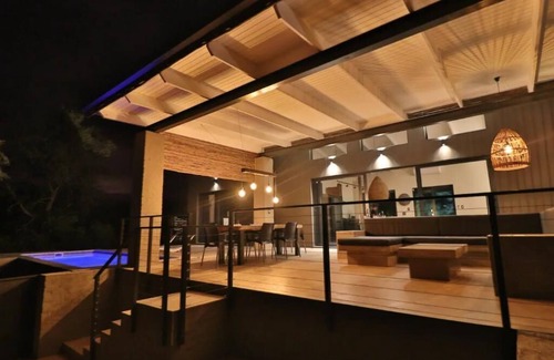 Marloth Park Villa | Modern Luxury Villa with the perfect view