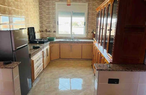 Ras Kebdana Apartamento | Modern möbliertes Apartment