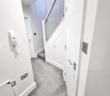 Westbourne Apartamento | Modern Maisonette 2 Bedrooms Newly Renovated