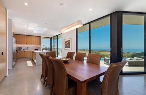 Western Malibu Casa | Modern Malibu Home with Amazing Views, Salt Water Pool & Gourmet Kitchen