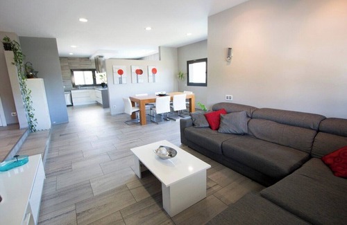 Sils Villa | Maravilla moderna, 26km a las playas Costa Brava