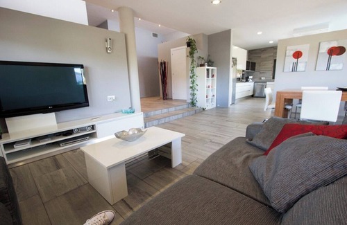 Sils Villa | Maravilla moderna, 26km a las playas Costa Brava