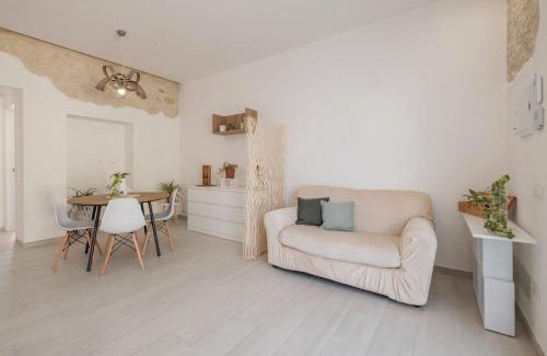 Province of Cagliari Apartamento | Modern Mediterranean Suite