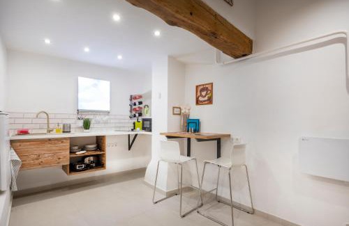 Koszeg Apartamento | Modern Medival
