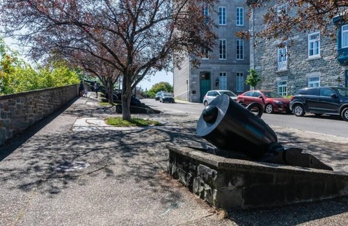 Old Quebec Apartamento | Modern Meets Rustic - 2 Bdrm Old Quebec