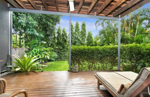 Parramatta Park Casa | Modern meets Tropical in this Free-standing Home
