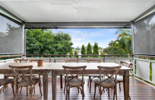 Parramatta Park Casa | Modern meets Tropical in this Free-standing Home