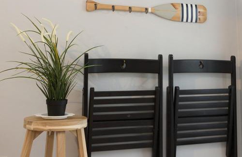 Flagami Apartamento | Modern Miami Gem, Fresh Studio by Coral Gables #4