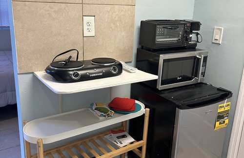 West Little River Apartamento | Modern Miami Oasis Near Downtown, Port, Wynwood, Design District & Airport!