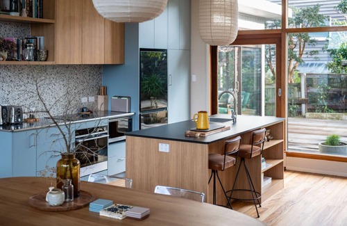 Dunedin Casa | Modern Mid-Century Retreat