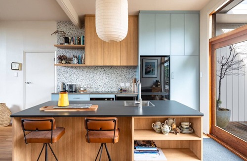 Dunedin Casa | Modern Mid-Century Retreat