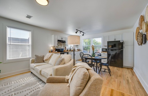 Milledgeville Cabaña | Modern Milledgeville Getaway: Walk to Downtown!