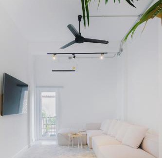 China Town Apartamento | Modern Minimalism - Mandarin Palm Penthouse