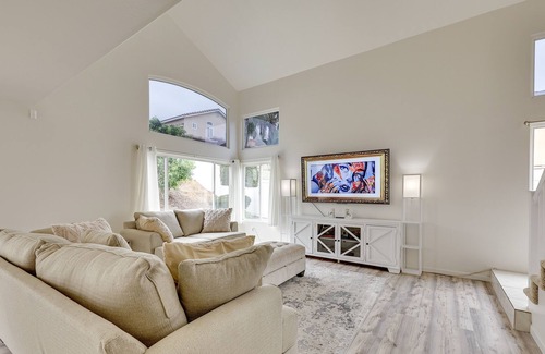 Moreno Valley Casa | Modern Moreno Valley Getaway w/ Private Patio