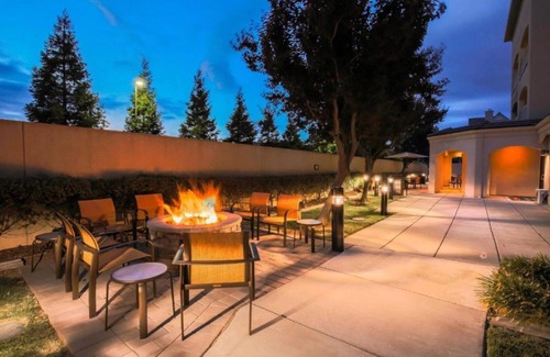 Morgan Hill Casa | Modern Morgan Hill Hotel Near San Jose, CA