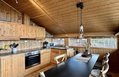 Ringsaker Casa | Modern mountain cabin – Ski-in/out, 2 Bathrooms