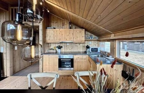 Ringsaker Casa | Modern mountain cabin – Ski-in/out, 2 Bathrooms