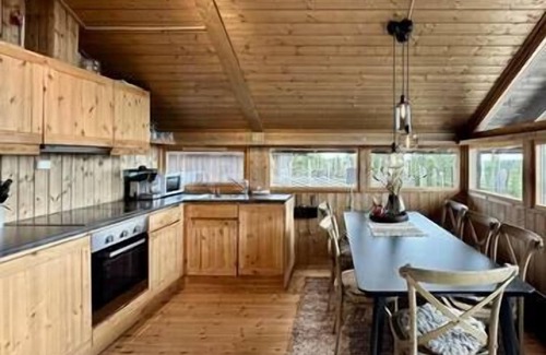 Ringsaker Casa | Modern mountain cabin – Ski-in/out, 2 Bathrooms