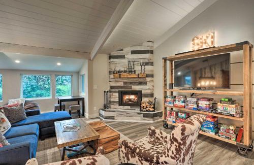 Eagle-Vail Casa | Modern Mountain Escape on Golf Course with Hot Tub!