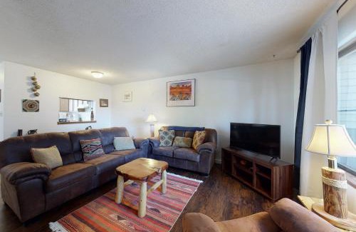 Pagosa Springs Hotel | Modern Mountain Getaway & Pagosa Peaks Outlook