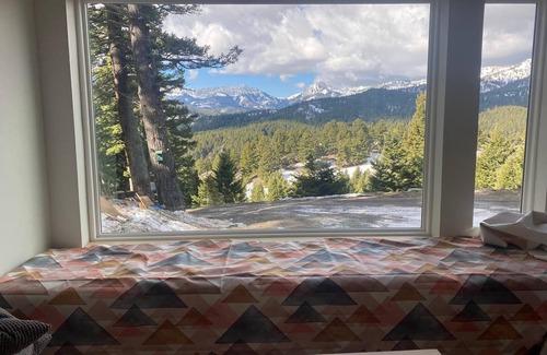 Bozeman Casa | Modern Mountain Home w/ Stunning Mountain Views. The best of what SW Montana!