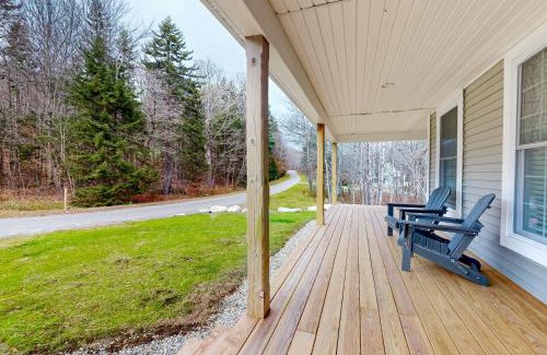 West Dover Casa | Modern Mountain Homestead