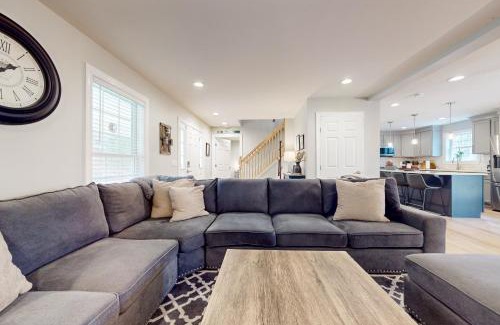 West Dover Casa | Modern Mountain Homestead