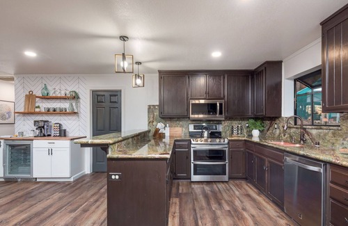 Apple Hill Casa | Modern Mountain Retreat - Welcome to Pine Ridge!