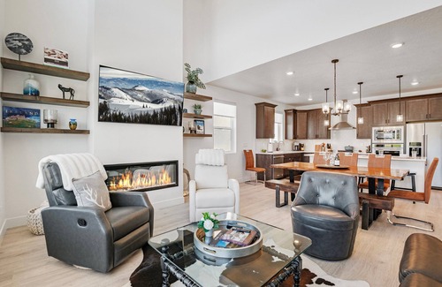 Park City Casa | Ski area close! 5br 5.5ba, resort views, sleeps 15