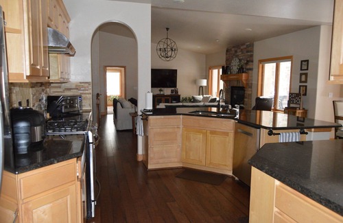 Woodmoor Casa | Retiro de montaña moderno - Ideal para múltiples familias - 15 minutos de USAFA