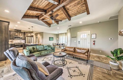 Ruidoso Casa | Modern Mtn Retreat, Walk to Lake and Trails!