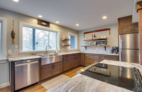 Nellysford Cabina | Modern Nellysford Getaway on 40 Private Acres!