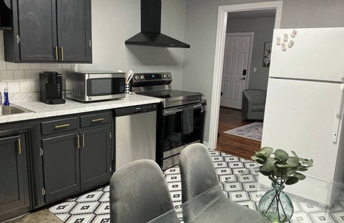 Midwest City Casa | Modern Nest-Cozy 2 Bedroom, Modern Nest-Contemporary 2 Bedroom