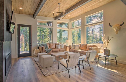 Philipsburg Cabina | Modern & Newly Built Cabin: Ski, Fish, Hike!