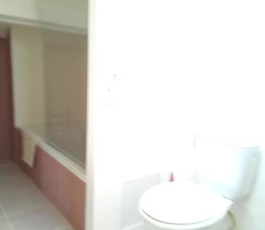 Saint-Mande-sur-Bredoire Chalet De Esquí | Modern one bedroom cottage