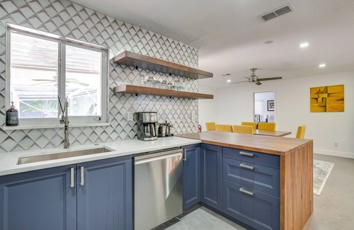 South Corals Casa | Modern Oakland Park Home w/ Private Pool!