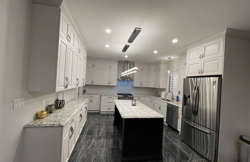 Trenton Casa | Modern oasis in Trenton