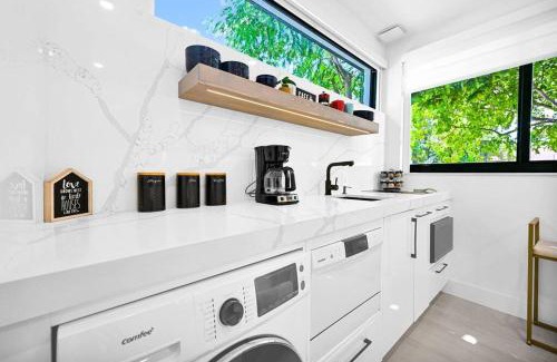 Buena Vista Apartamento | Modern Oasis Near Design District, Wynwood