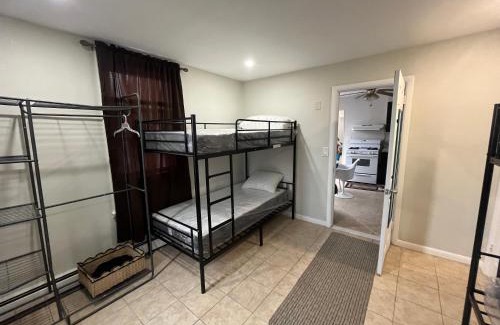 Bayonne Apartamento | Modern Oasis