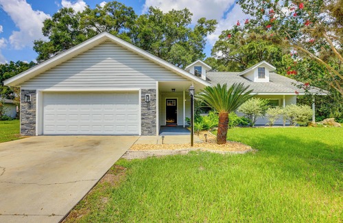 Ocala Casa | Modern Ocala Oasis w/ Fire Pit + Gas Grill!