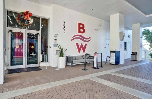 Hallandale Beach Apartamento | Modern Ocean Canal View Condo Beach Service 2704