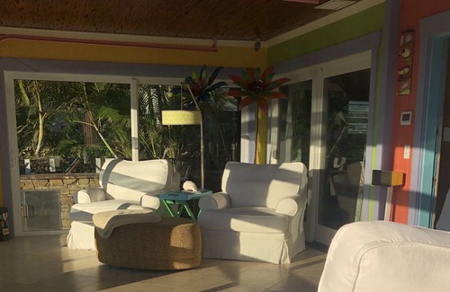 Independence Square Cabaña | A Beach Cottage frente como ningún otro