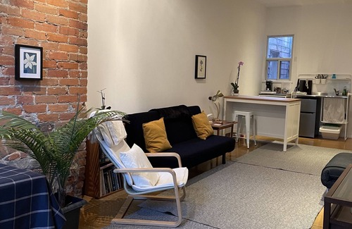 Beaconsfield Village Apartamento | Modern Ossington Apartment