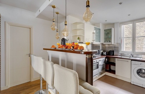 Quartier de l'Ecole-Militaire Apartamento | Modern Paris 2BR near Montparnasse