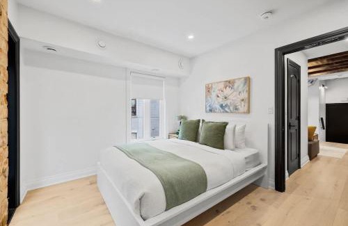 Parkdale Apartamento | Modern Parkdale Getaway 1-Bedroom Parking