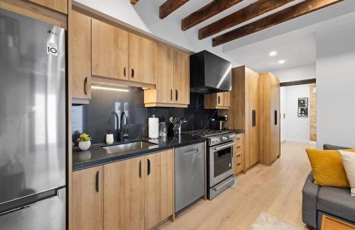 Parkdale Apartamento | Modern Parkdale Getaway 1-Bedroom Parking