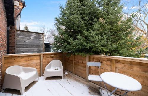 Parkdale Apartamento | Modern Parkdale Getaway 1-Bedroom Parking