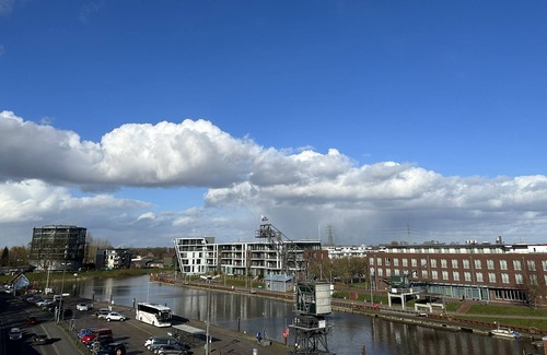Stade Apartamento | Modern penthouse with terrace at the Stade port