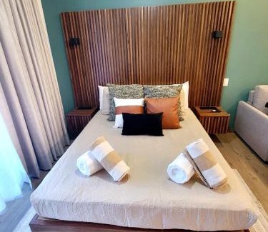 Playacar Apartamento | Modern Playacar Condo with Poolside Views & Nature